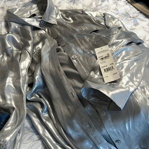 Long sleeve, light weight new top